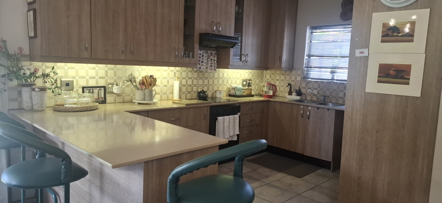 4 Bedroom Property for Sale in Blue Bend Eastern Cape